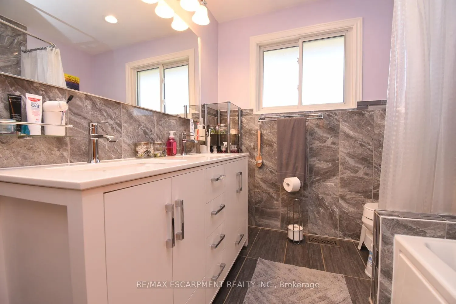 Photo 14 of 54 Chester Road, Hamilton, Stoney Creek Industrial — HOMEH