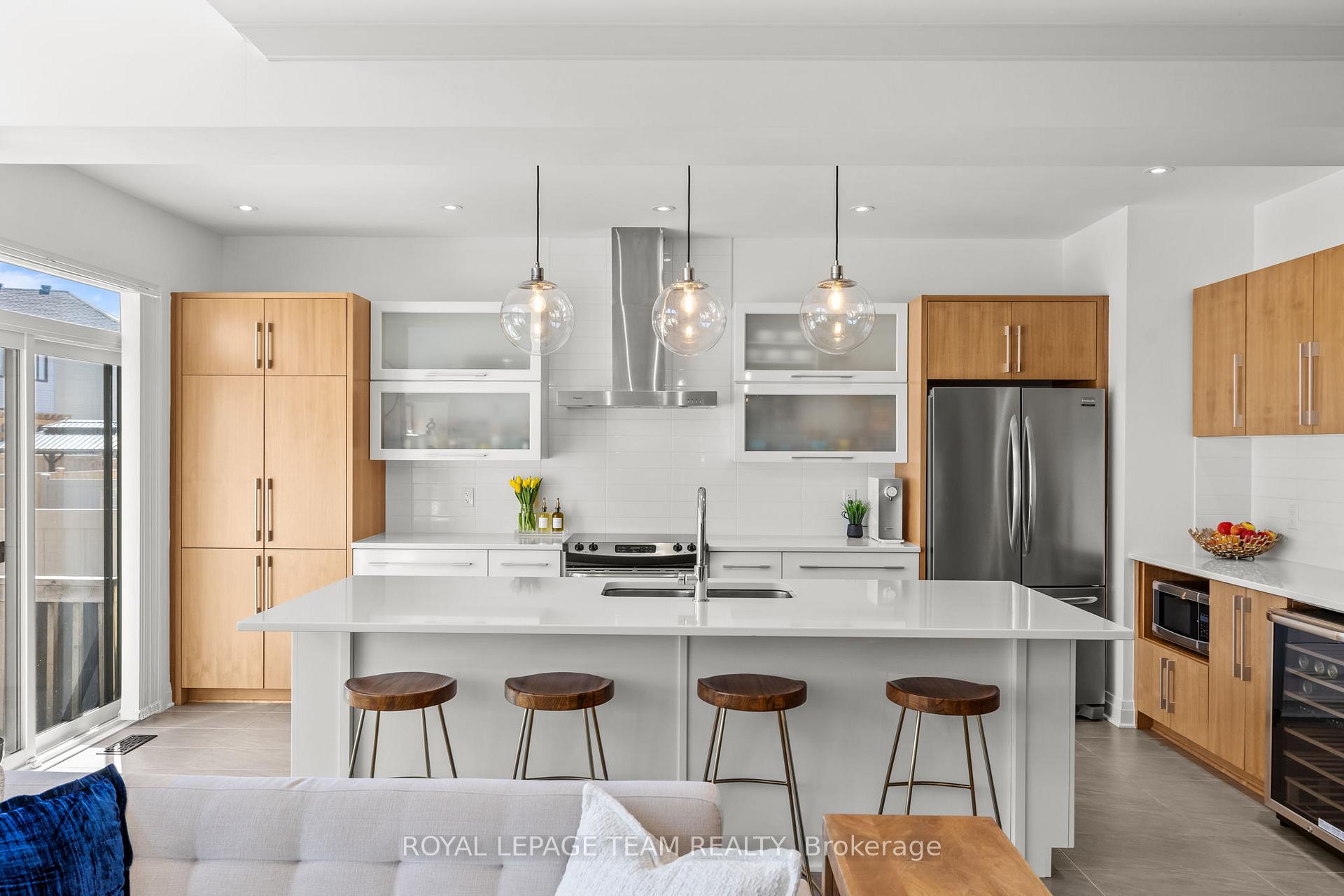 Photo 8 of 734 Brian Good Avenue, Ottawa, Riverside South/Gloucester Glen — HOMEH