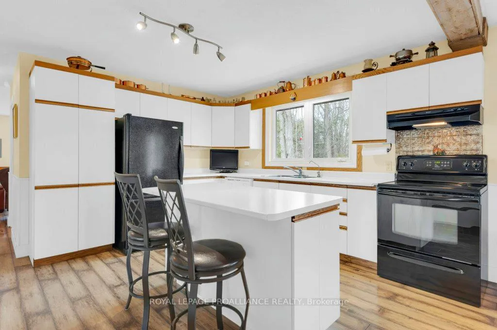 Photo 19 of 361 Crookston Road, Madoc — HOMEH