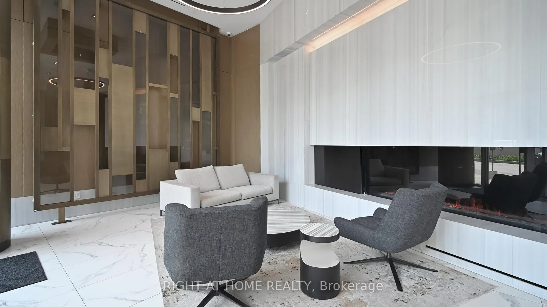 Photo 5 of Unit 403, 15 Queens Quay E, Toronto, Waterfront Communities — HOMEH