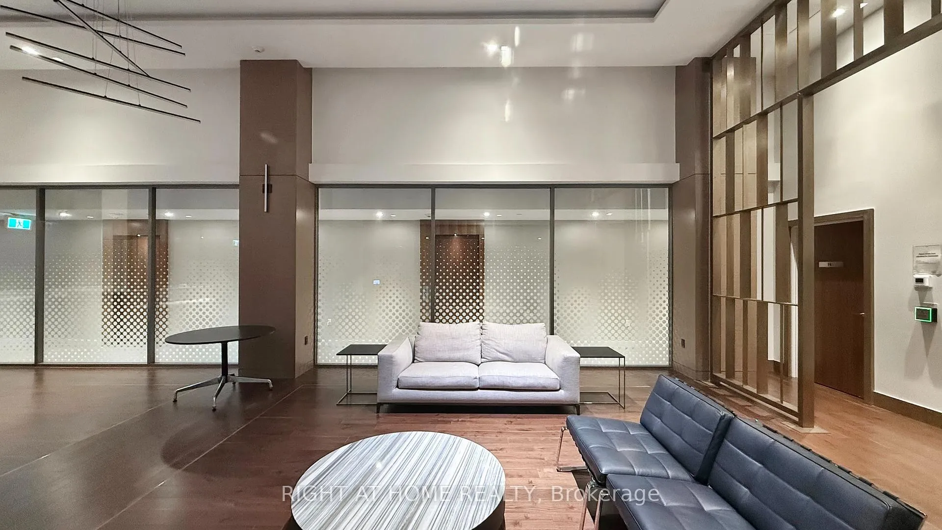 Photo 34 of Unit 403, 15 Queens Quay E, Toronto, Waterfront Communities — HOMEH