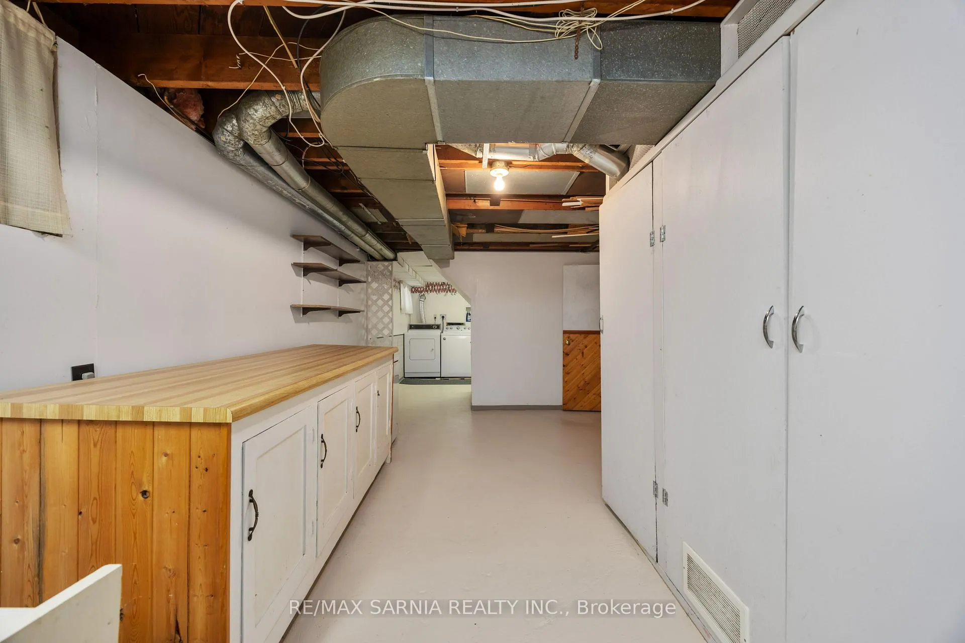 Photo 36 of 724 Southern Avenue, Sarnia — HOMEH