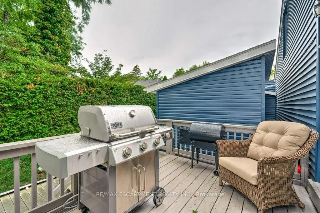 Photo 42 of 636 West Oval Drive, Burlington, Bayview — HOMEH