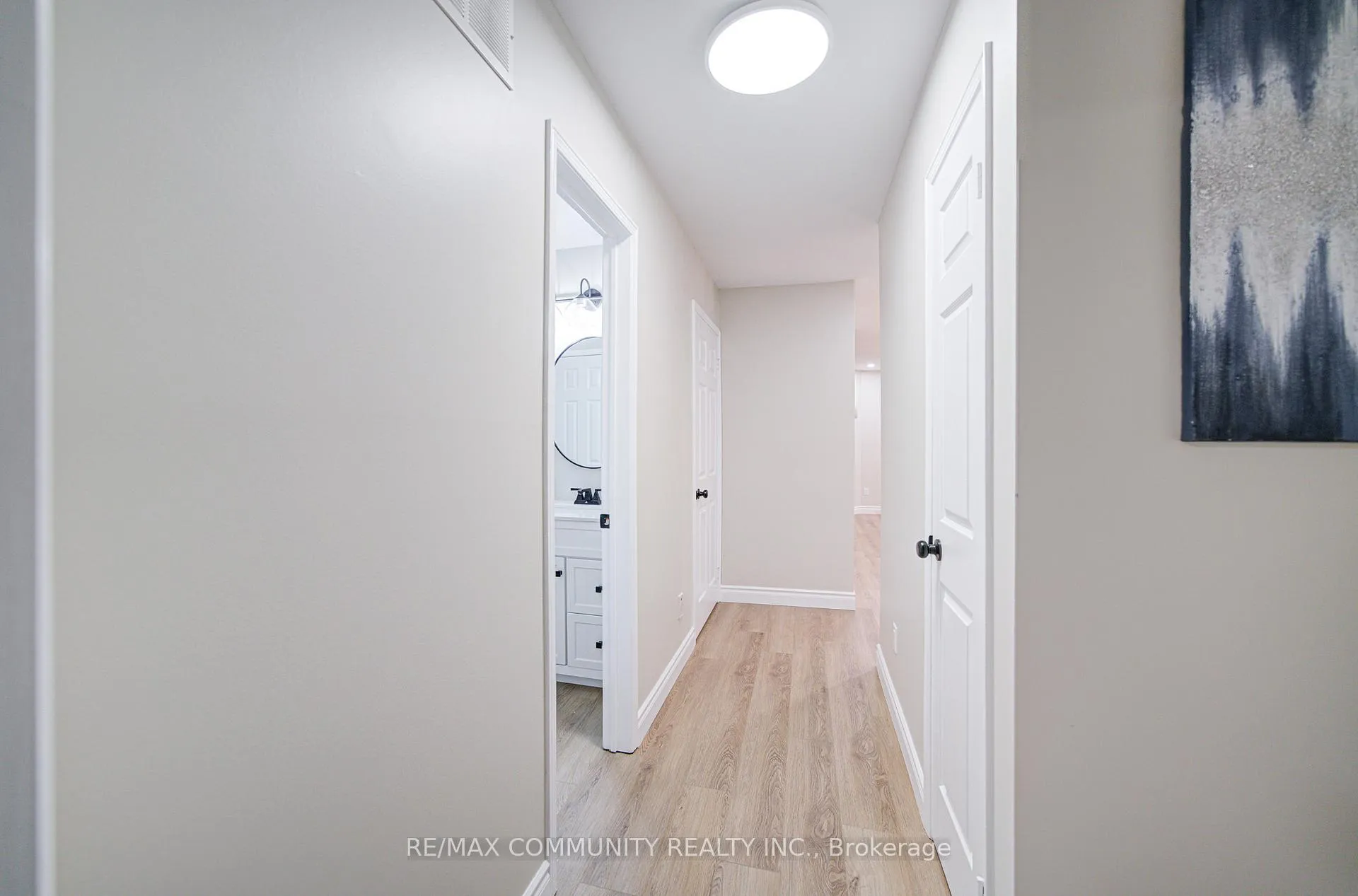 Photo 19 of 44 Angus Drive, Ajax, Central — HOMEH