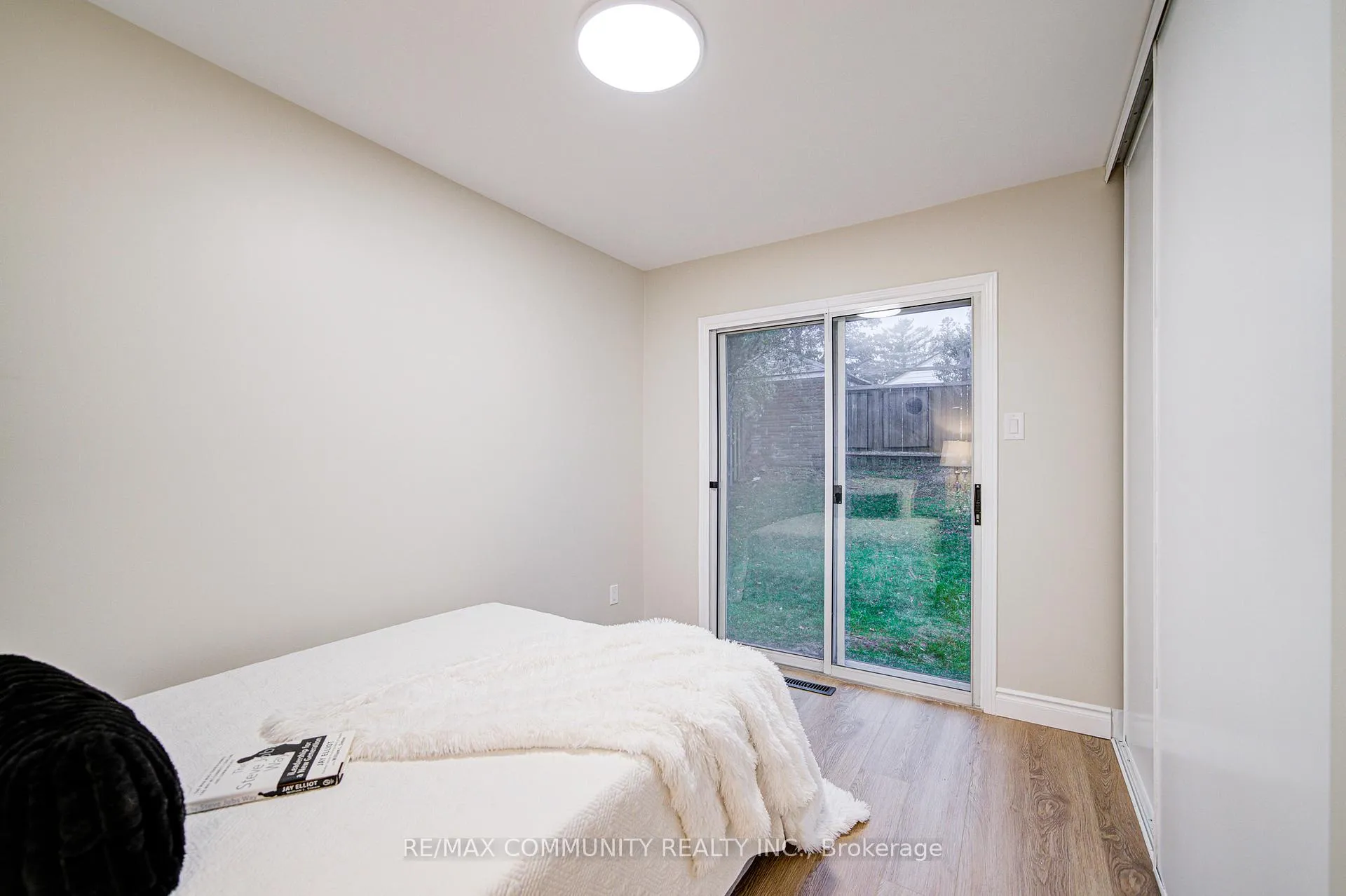 Photo 24 of 44 Angus Drive, Ajax, Central — HOMEH