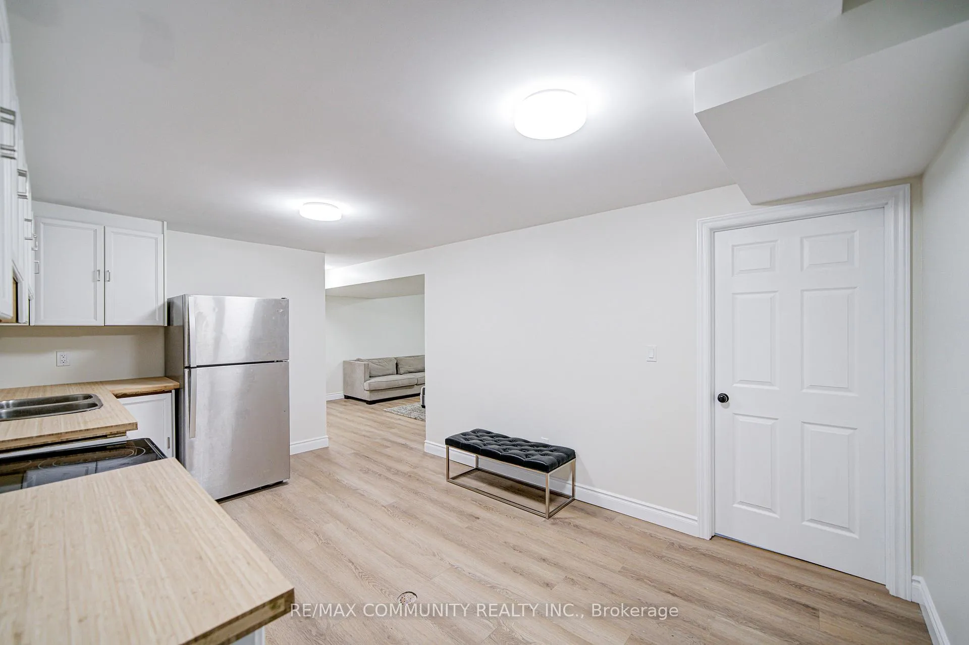 Photo 41 of 44 Angus Drive, Ajax, Central — HOMEH