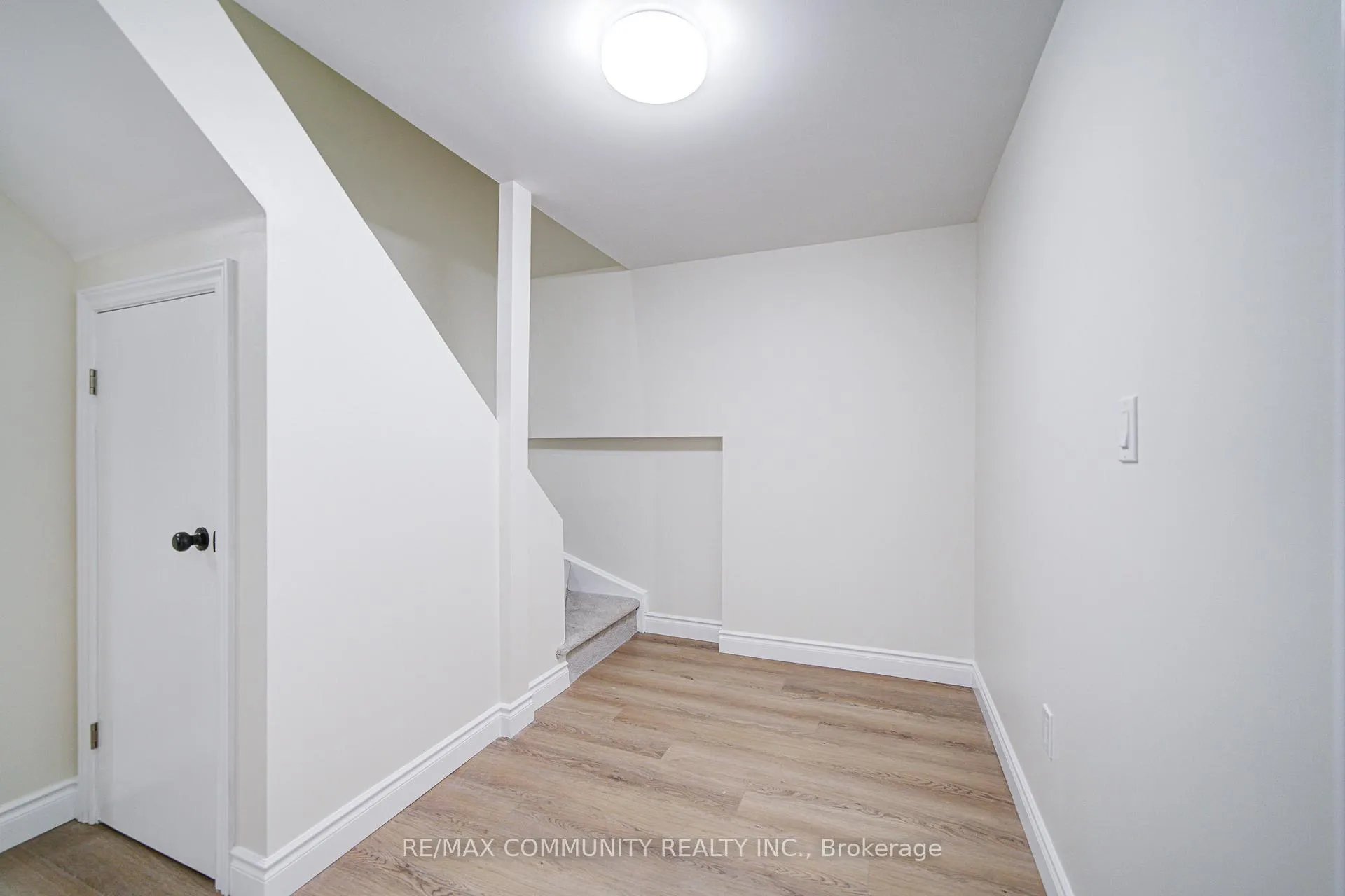 Photo 45 of 44 Angus Drive, Ajax, Central — HOMEH