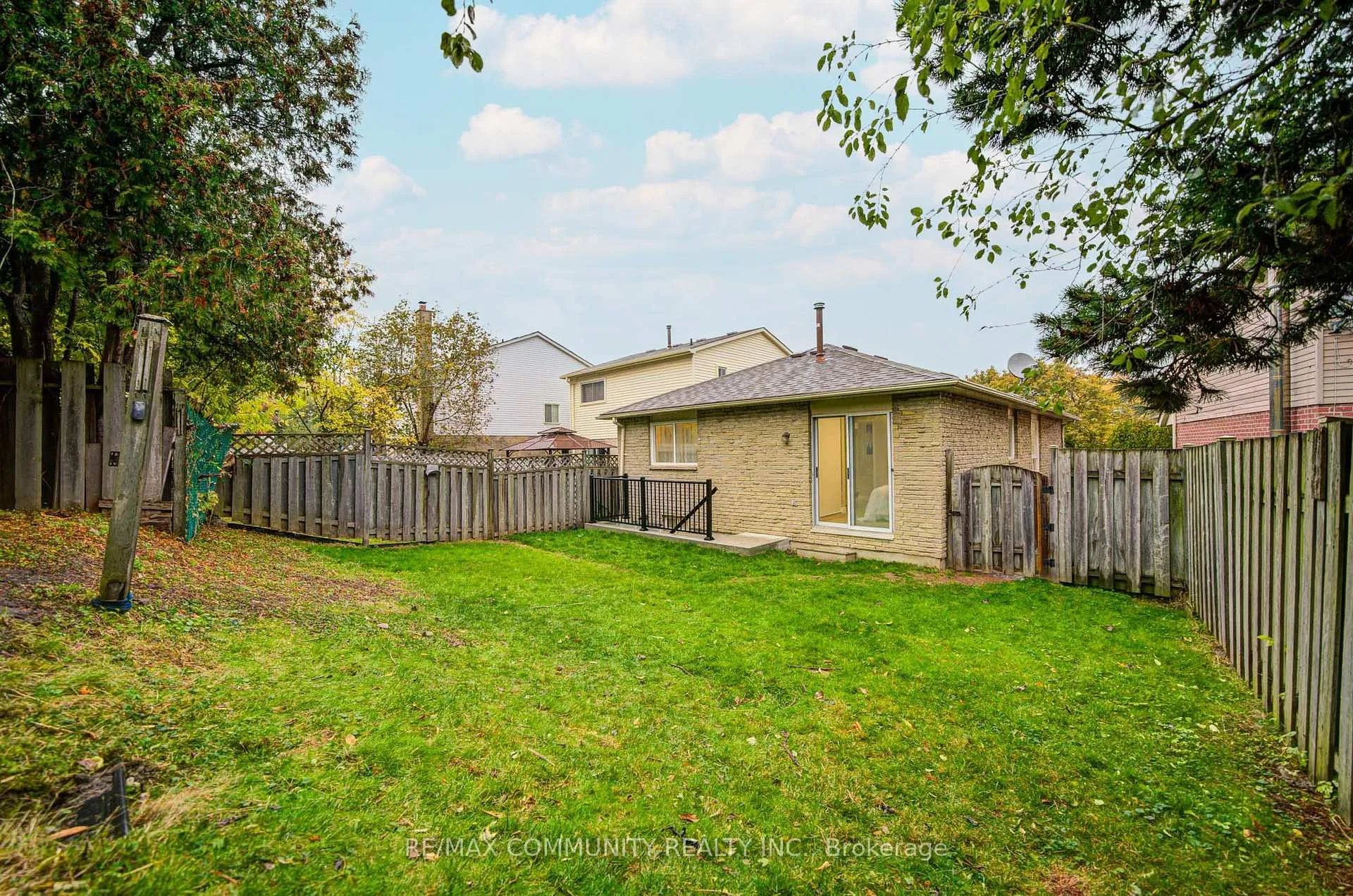 Photo 48 of 44 Angus Drive, Ajax, Central — HOMEH
