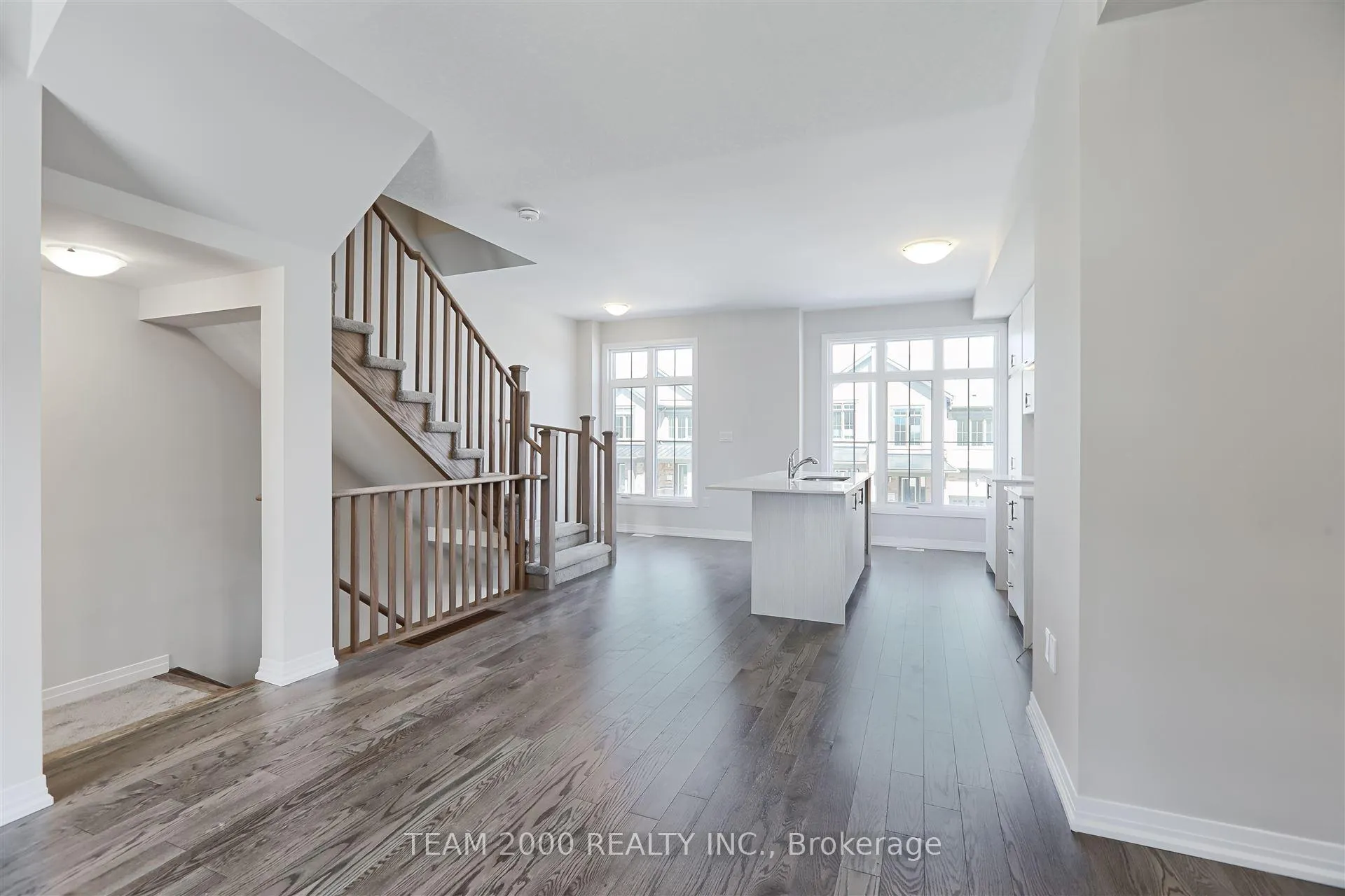 Photo 6 of Unit 22, 400 Newman Drive S, Cambridge — HOMEH