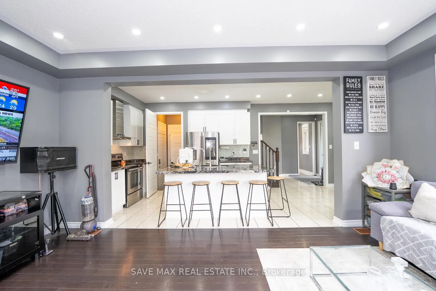 Photo 11 of 2 Billiter Road, Brampton, Northwest Brampton — HOMEH