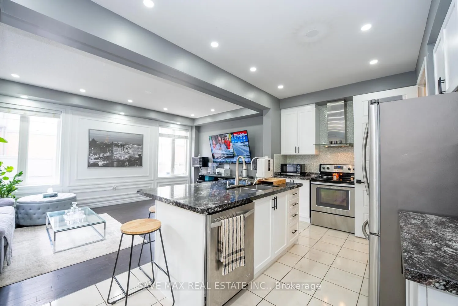 Photo 13 of 2 Billiter Road, Brampton, Northwest Brampton — HOMEH