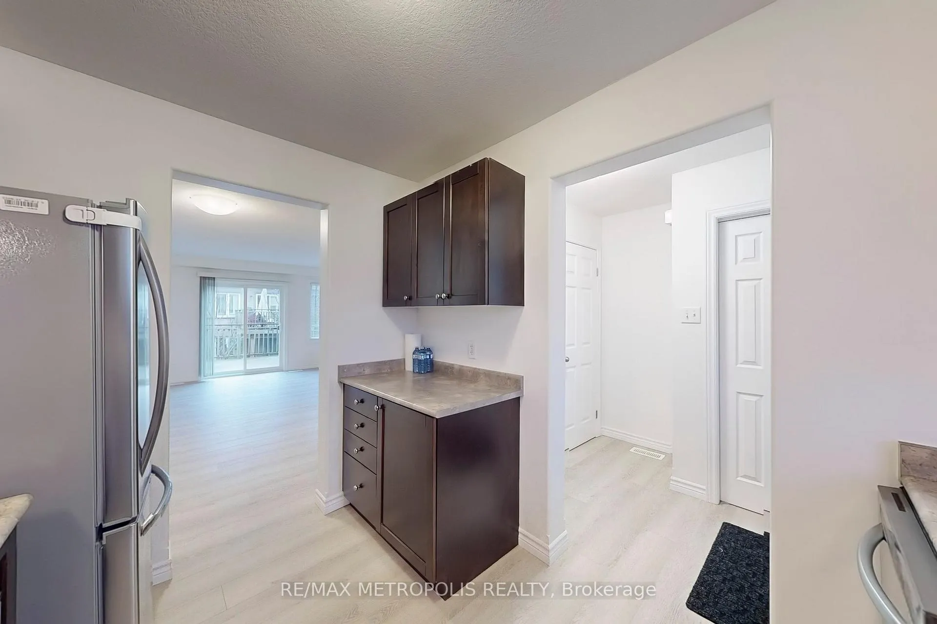 Photo 13 of Unit 22, 10 Foxglove Crescent, Kitchener — HOMEH