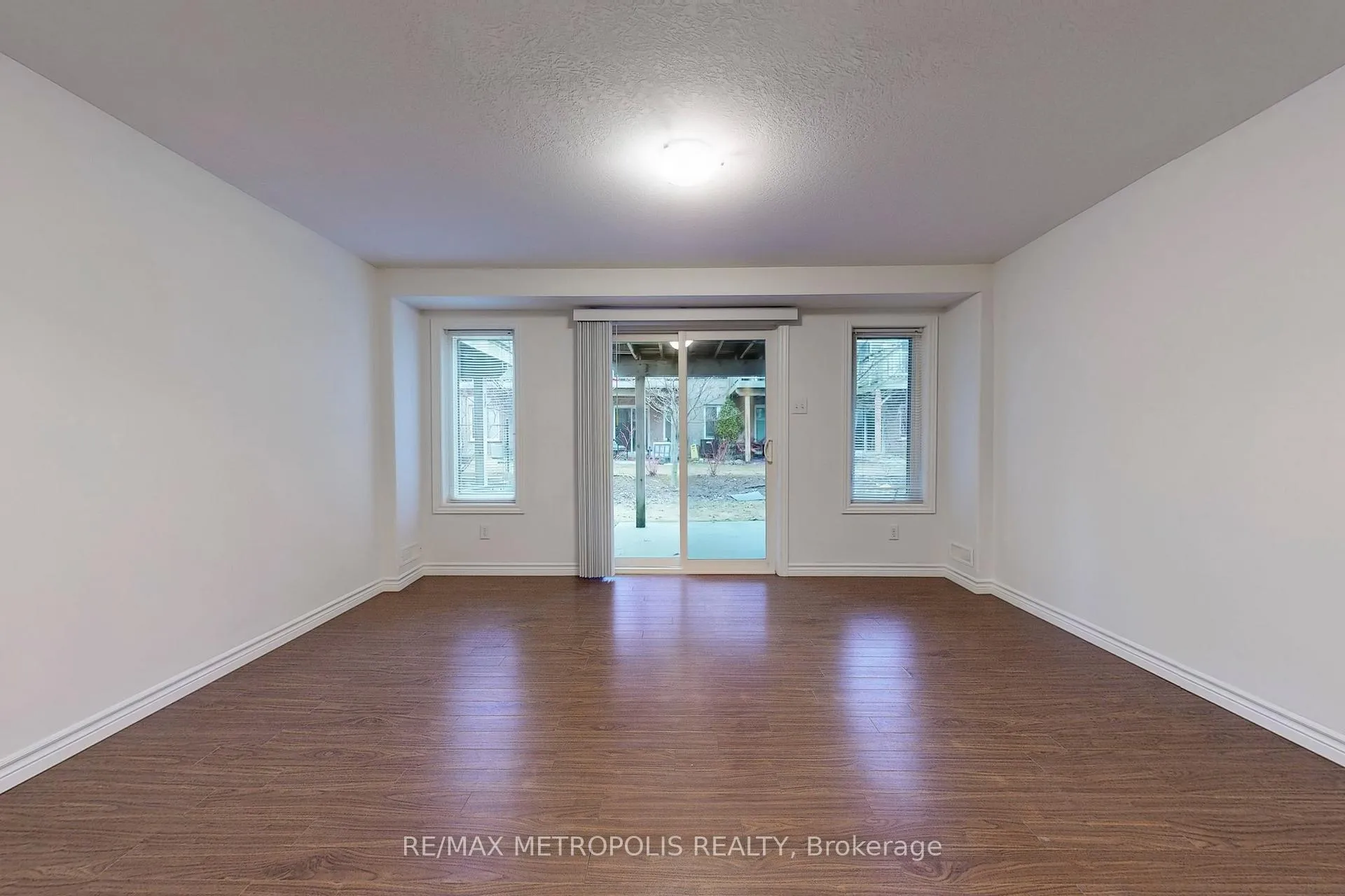 Photo 30 of Unit 22, 10 Foxglove Crescent, Kitchener — HOMEH