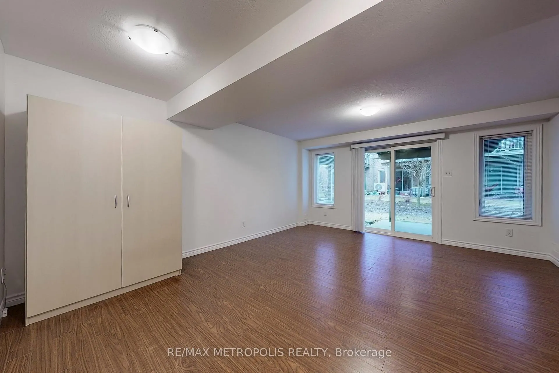 Photo 32 of Unit 22, 10 Foxglove Crescent, Kitchener — HOMEH