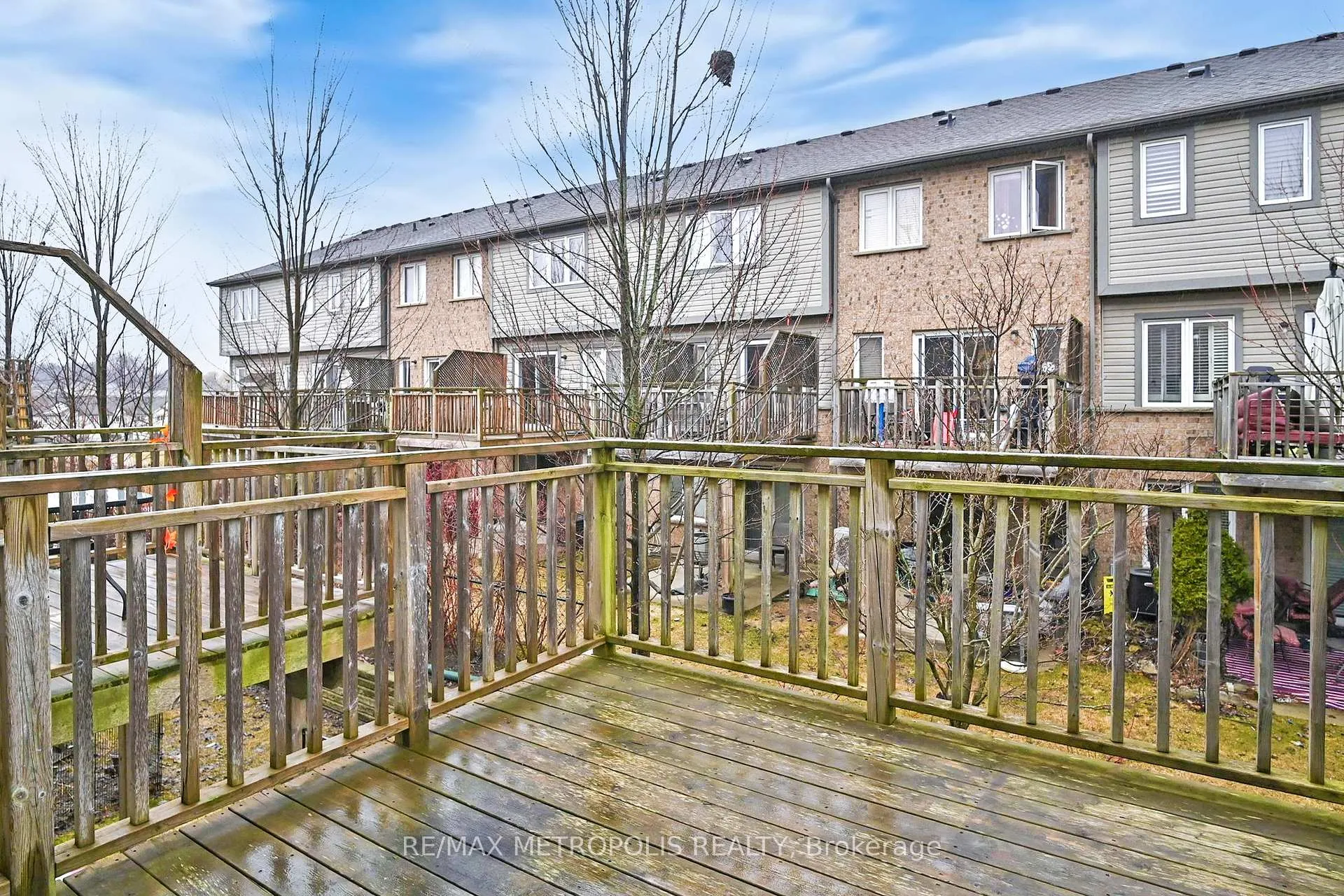 Photo 41 of Unit 22, 10 Foxglove Crescent, Kitchener — HOMEH