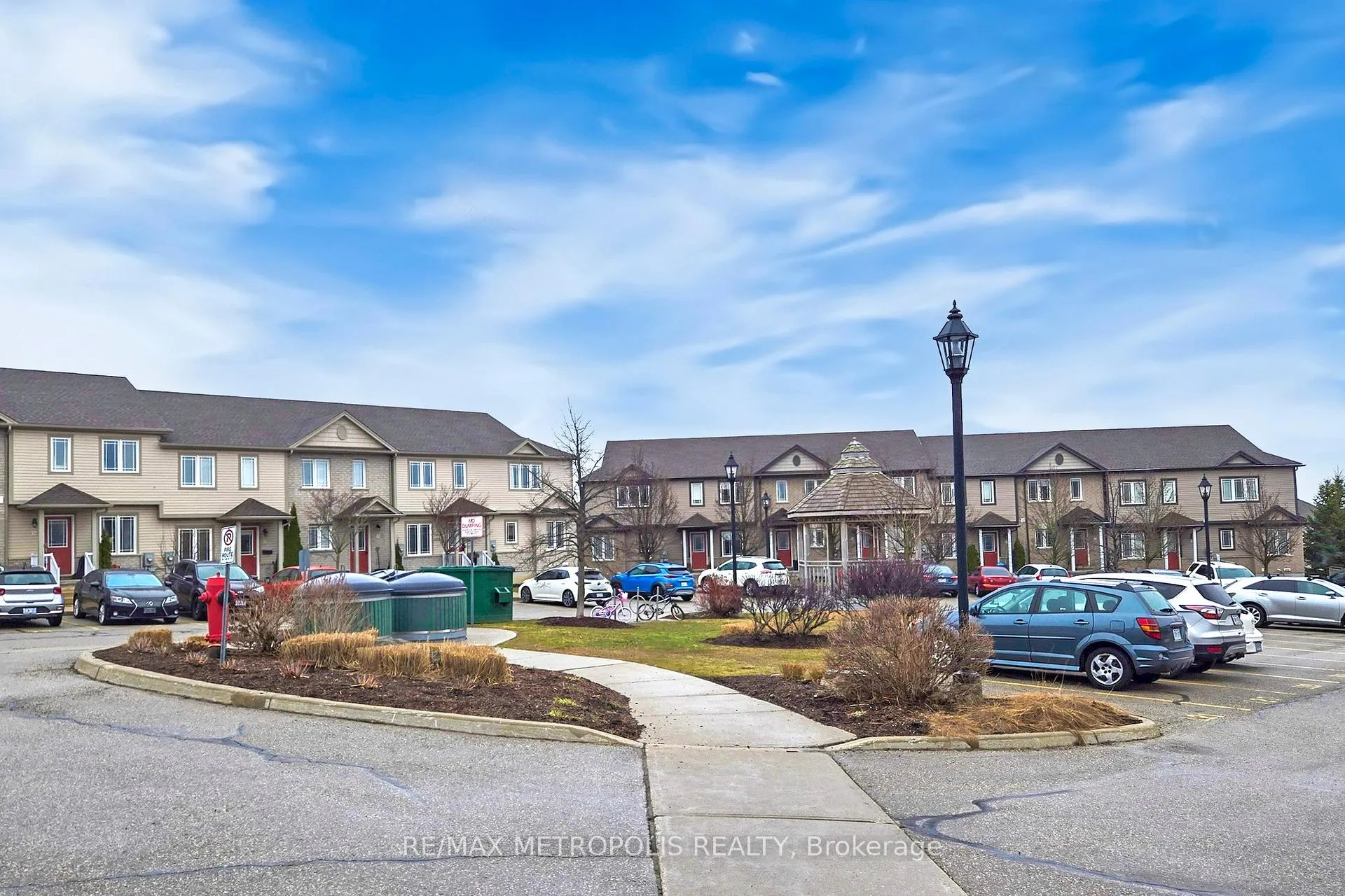 Photo 44 of Unit 22, 10 Foxglove Crescent, Kitchener — HOMEH