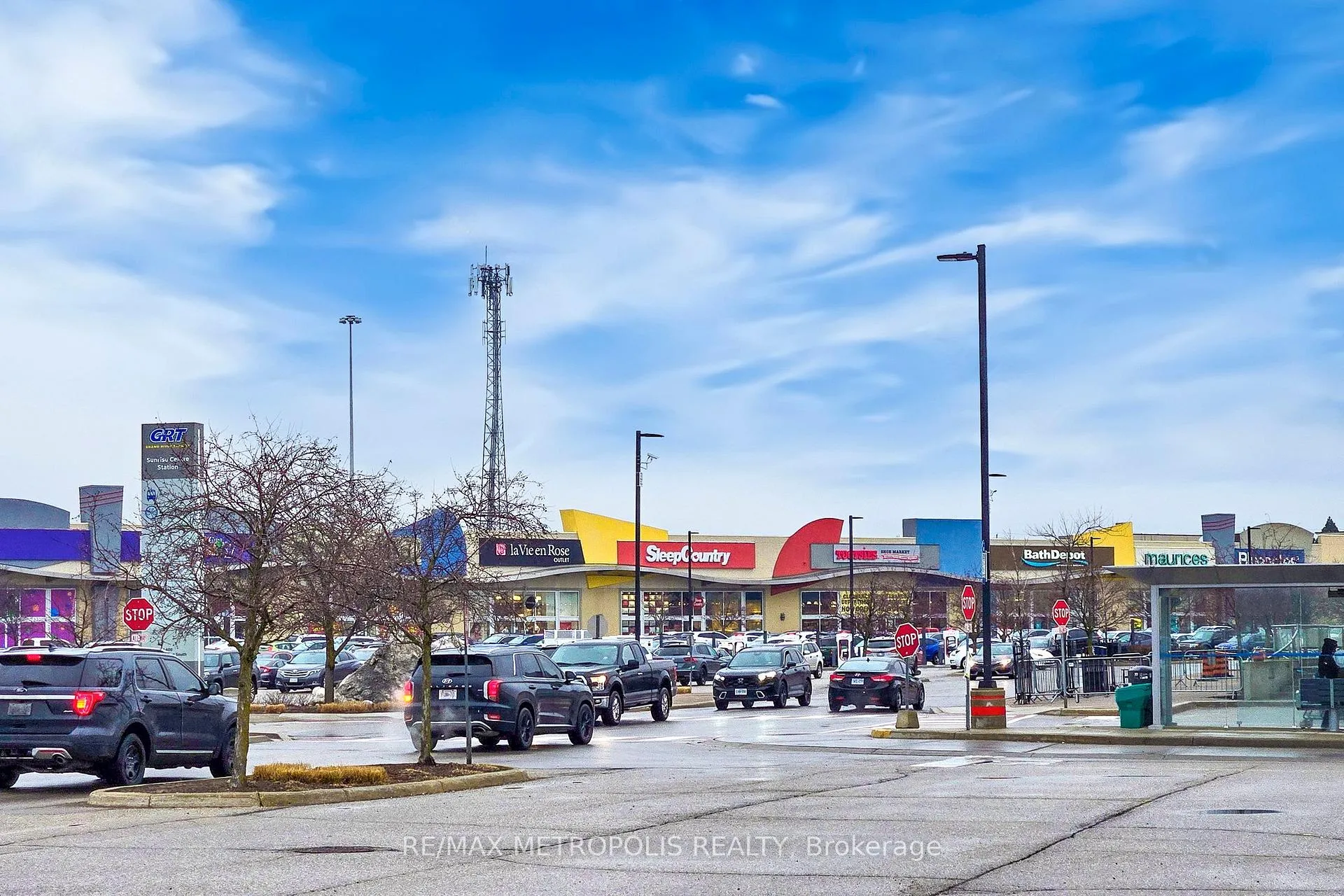 Photo 46 of Unit 22, 10 Foxglove Crescent, Kitchener — HOMEH