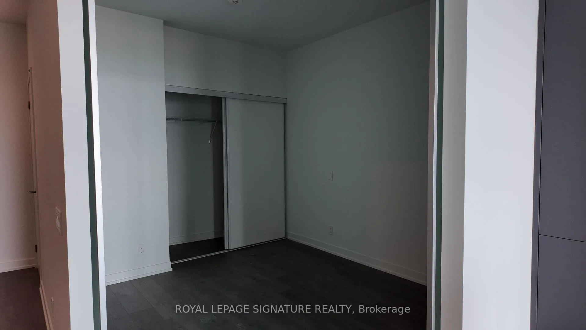 Photo 7 of Unit 2201, 39 Mary Street, Barrie, City Centre — HOMEH