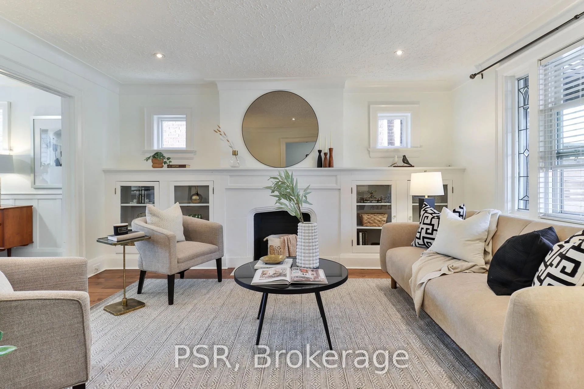 Photo 4 of 1334 Pape Avenue, Toronto, Broadview North — HOMEH