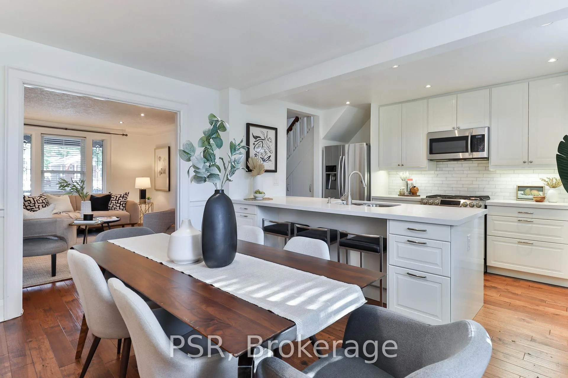 Photo 11 of 1334 Pape Avenue, Toronto, Broadview North — HOMEH