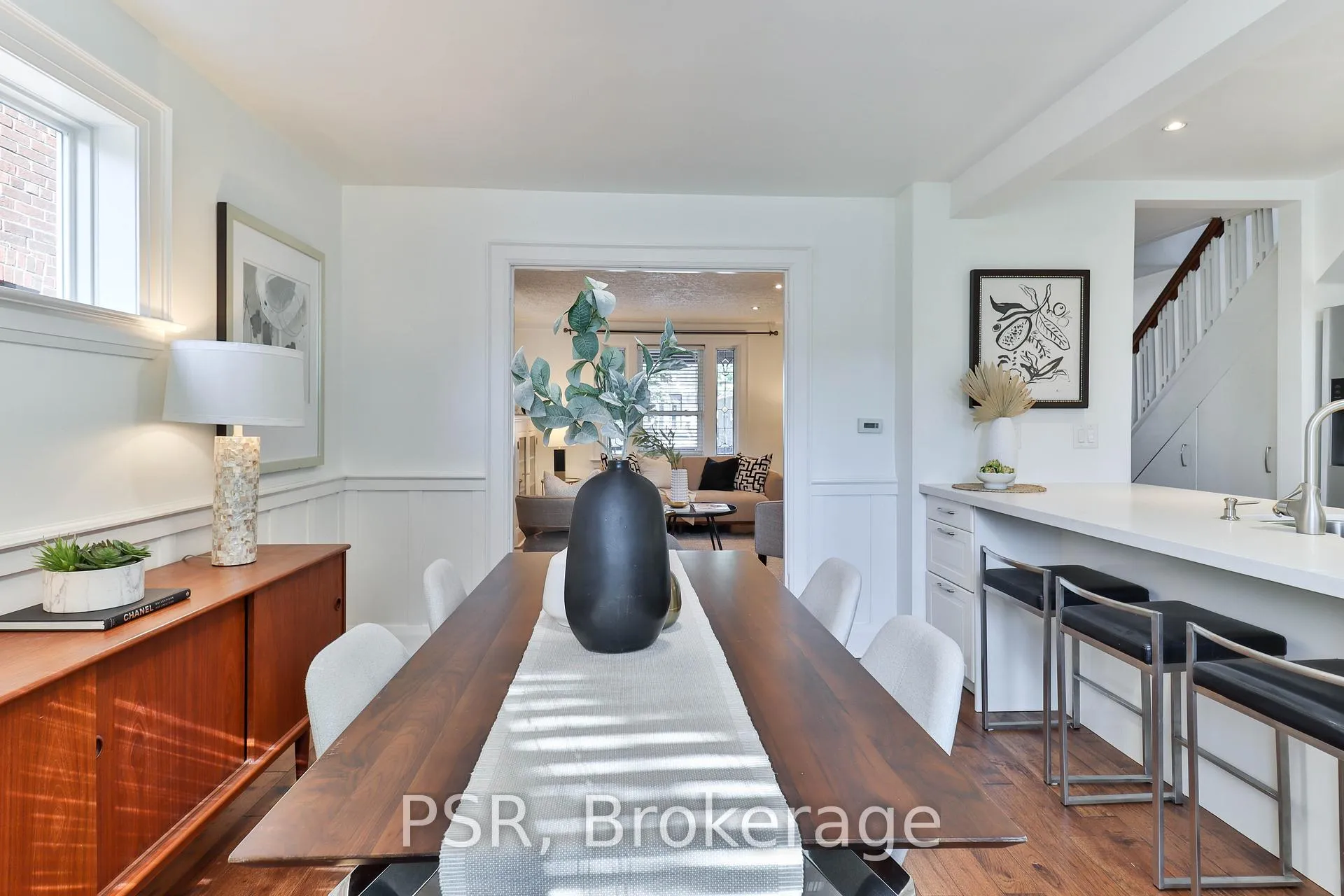 Photo 12 of 1334 Pape Avenue, Toronto, Broadview North — HOMEH