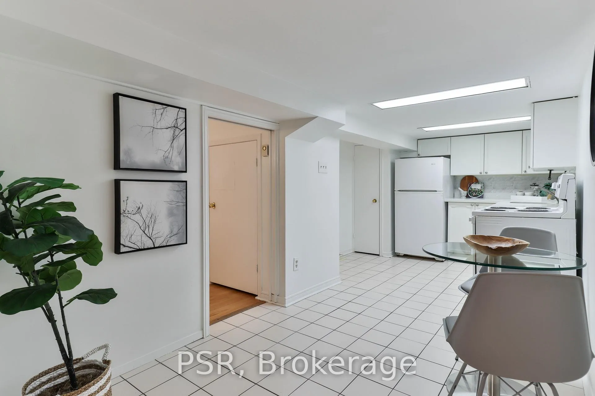 Photo 25 of 1334 Pape Avenue, Toronto, Broadview North — HOMEH