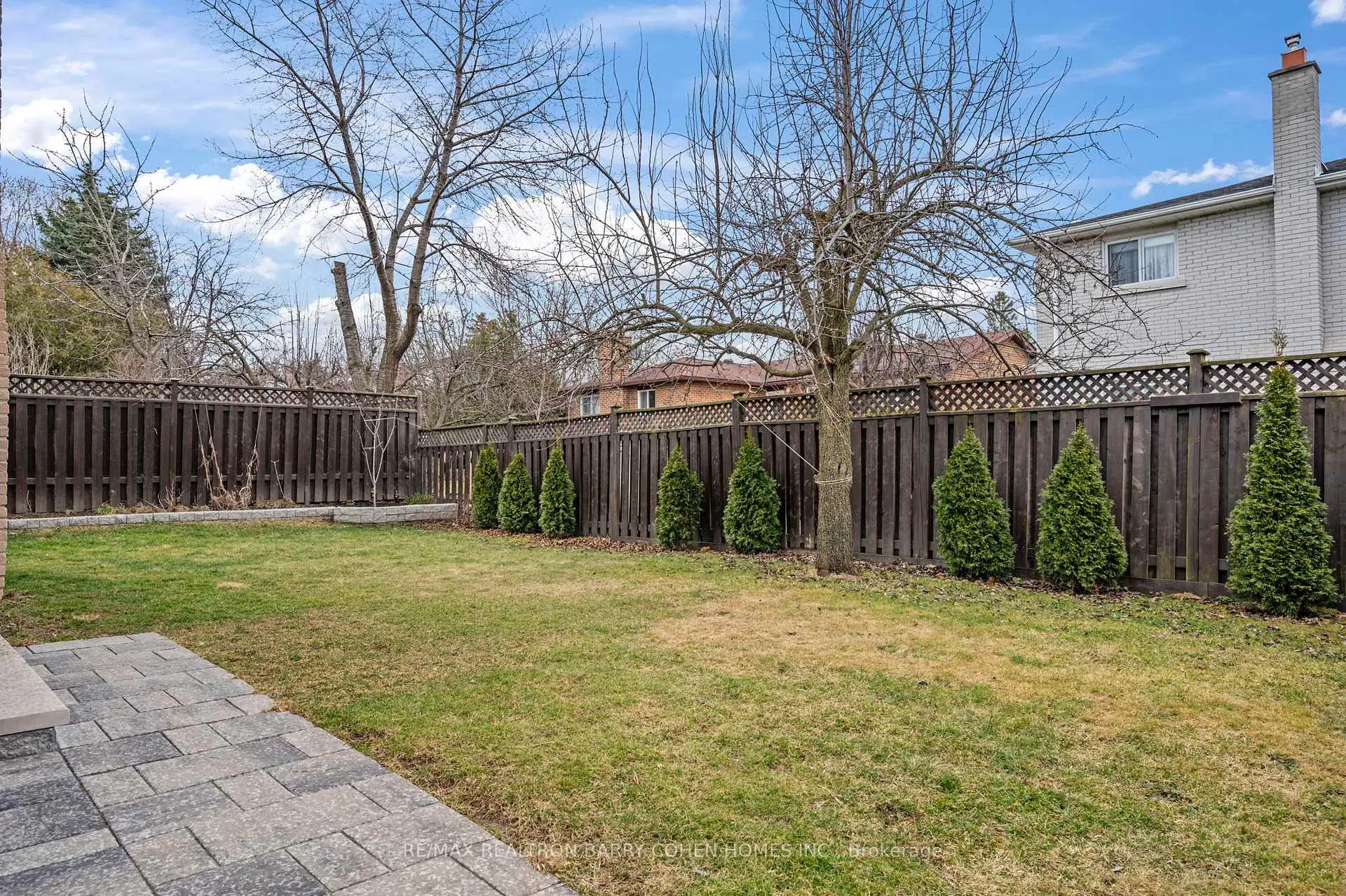 Photo 30 of Unit Basement & Back Main Lvl., 194 Romfield Circuit, Markham, Royal Orchard — HOMEH