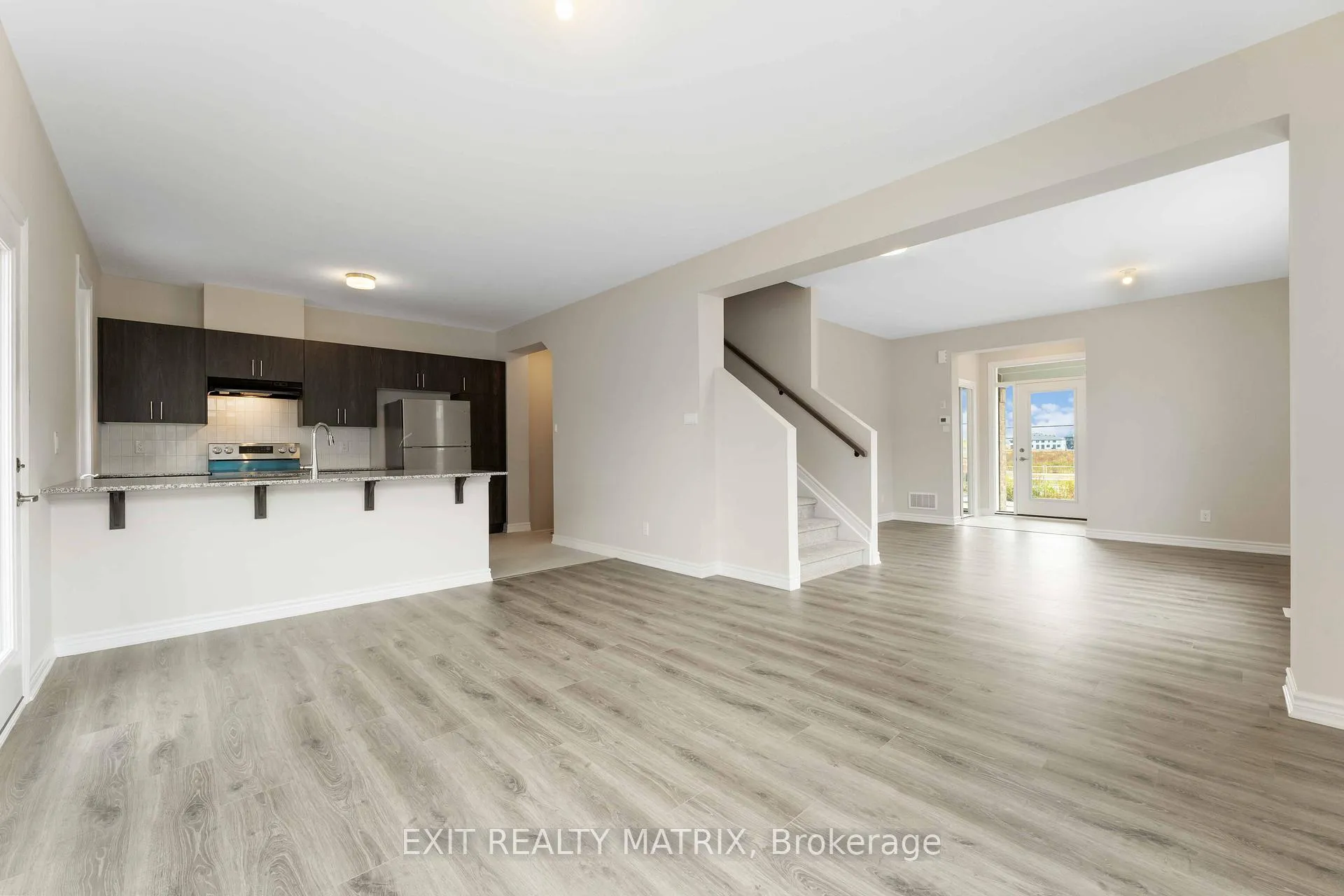 Photo 5 of 200 Ryan Reynolds Way, Ottawa, Mer Bleue/Bradley Estates/Anderson Park — HOMEH
