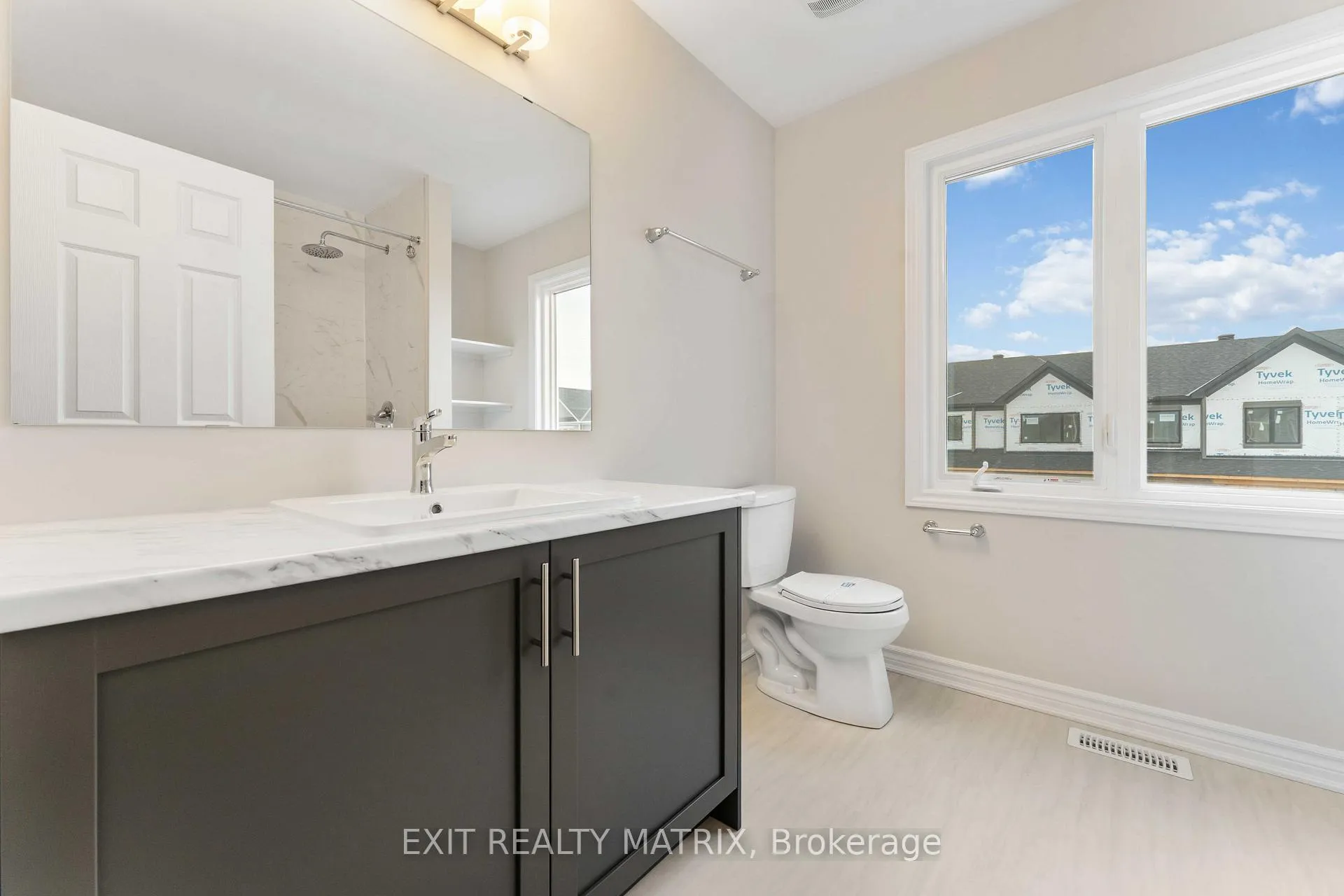 Photo 14 of 200 Ryan Reynolds Way, Ottawa, Mer Bleue/Bradley Estates/Anderson Park — HOMEH