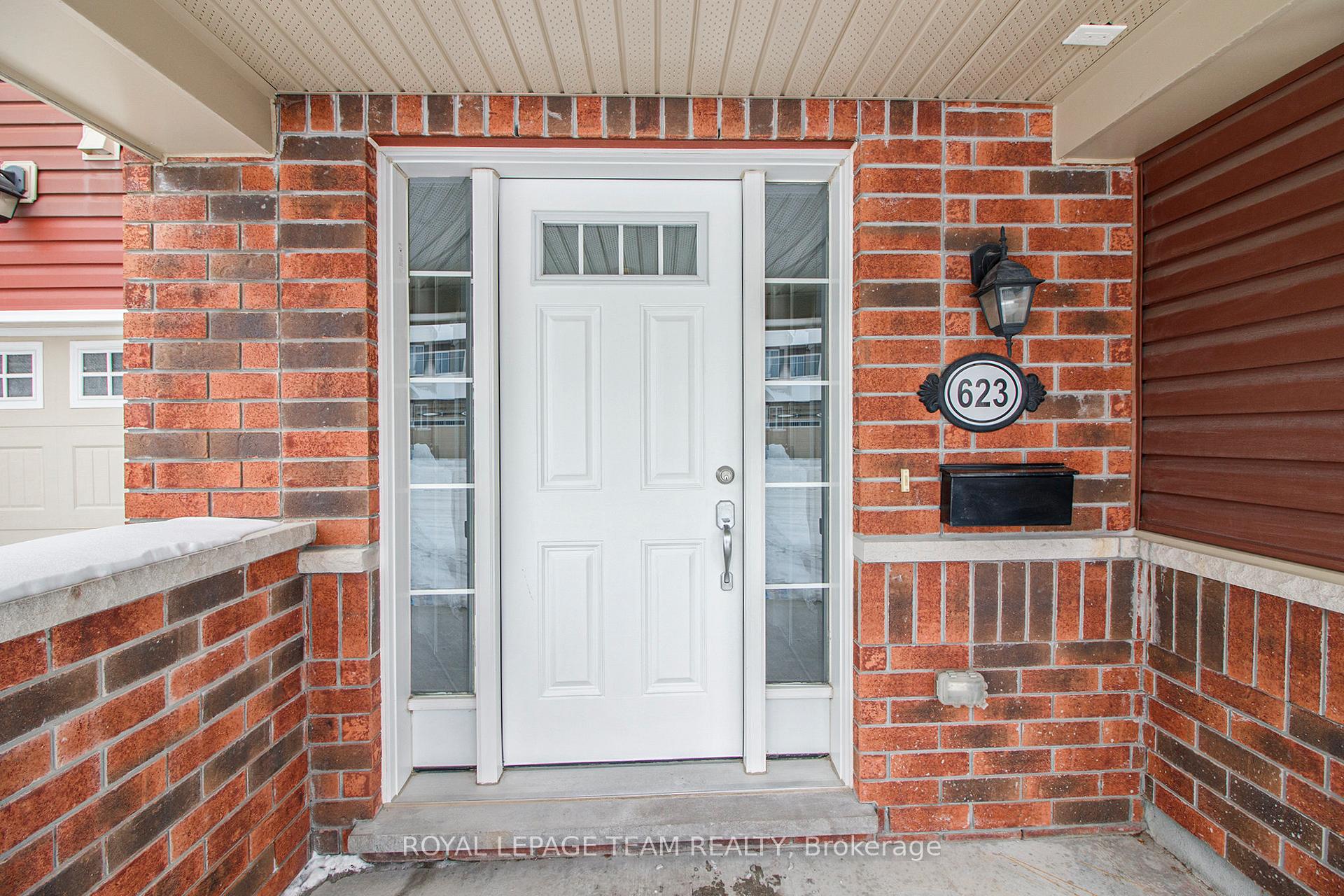 Photo 3 of 623 Bluegill Avenue, Ottawa, Barrhaven - Half Moon Bay — HOMEH