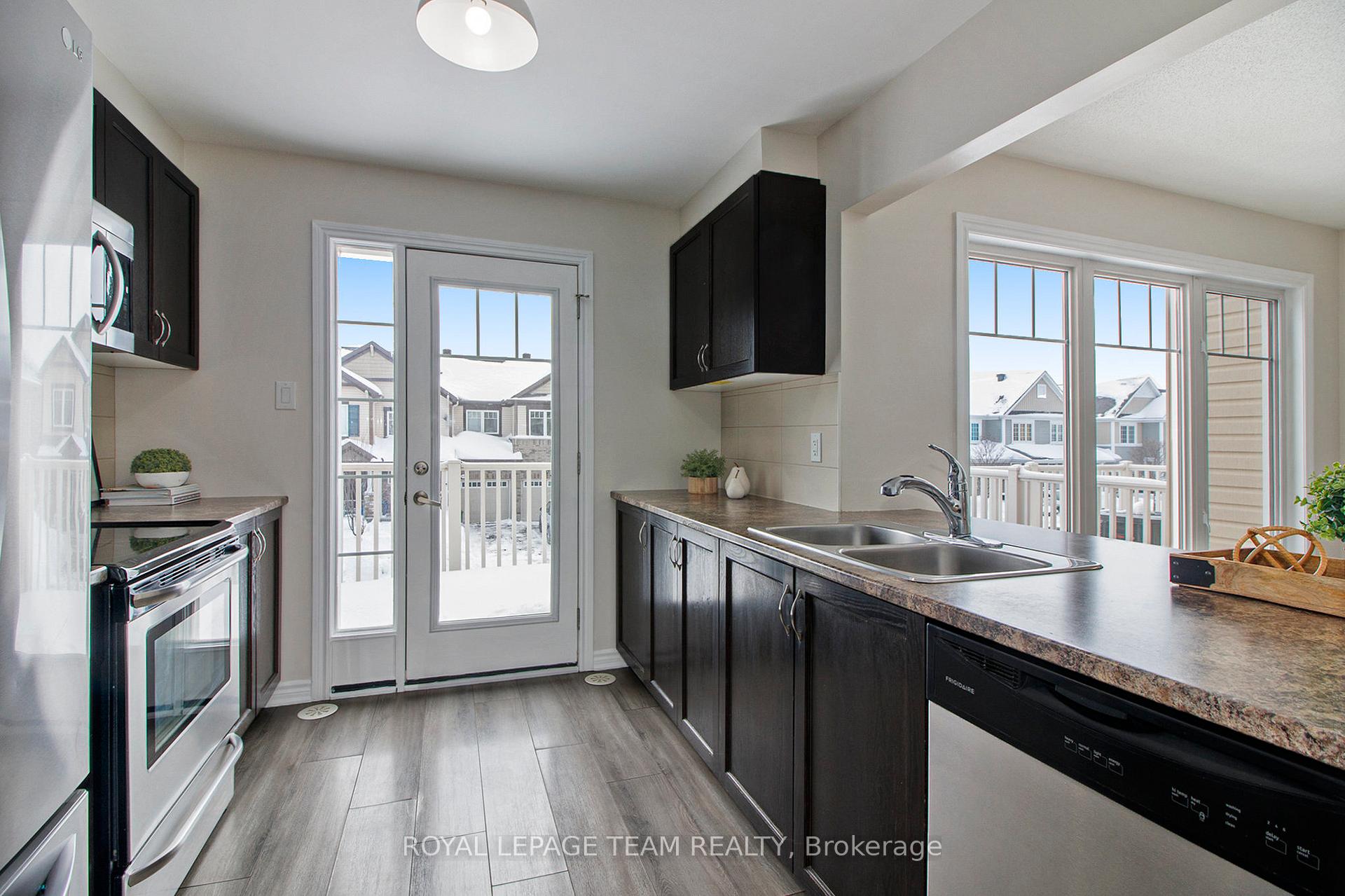Photo 15 of 623 Bluegill Avenue, Ottawa, Barrhaven - Half Moon Bay — HOMEH