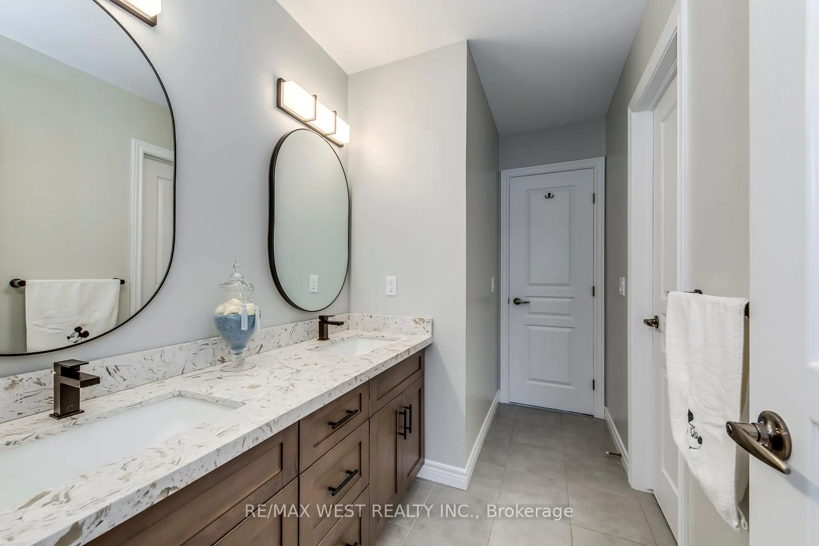 Photo 31 of 55 Kaufman Drive, Hamilton, Binbrook — HOMEH