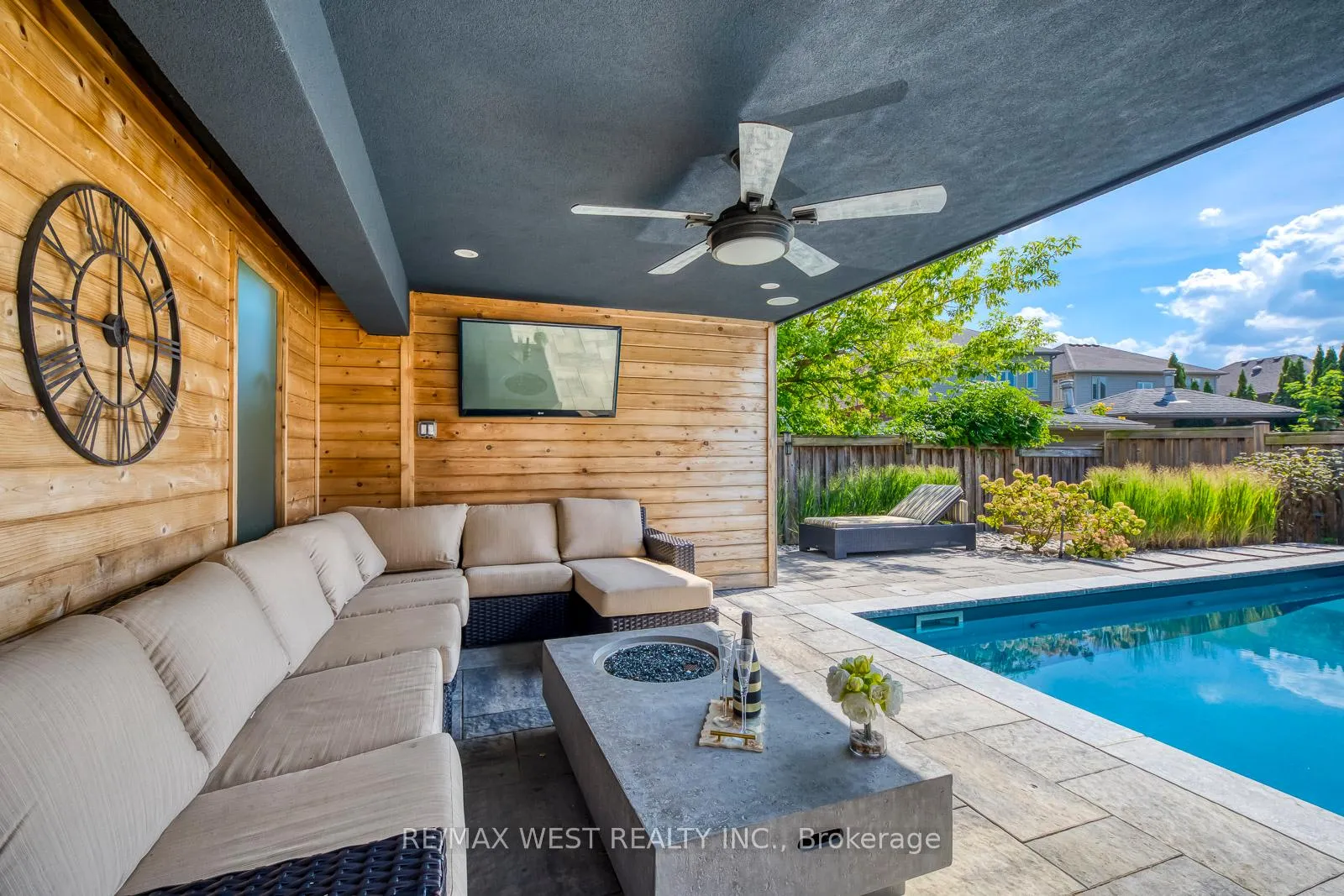 Photo 41 of 55 Kaufman Drive, Hamilton, Binbrook — HOMEH