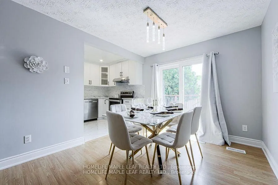 Photo 10 of 689 Macyoung Drive W, Kincardine — HOMEH