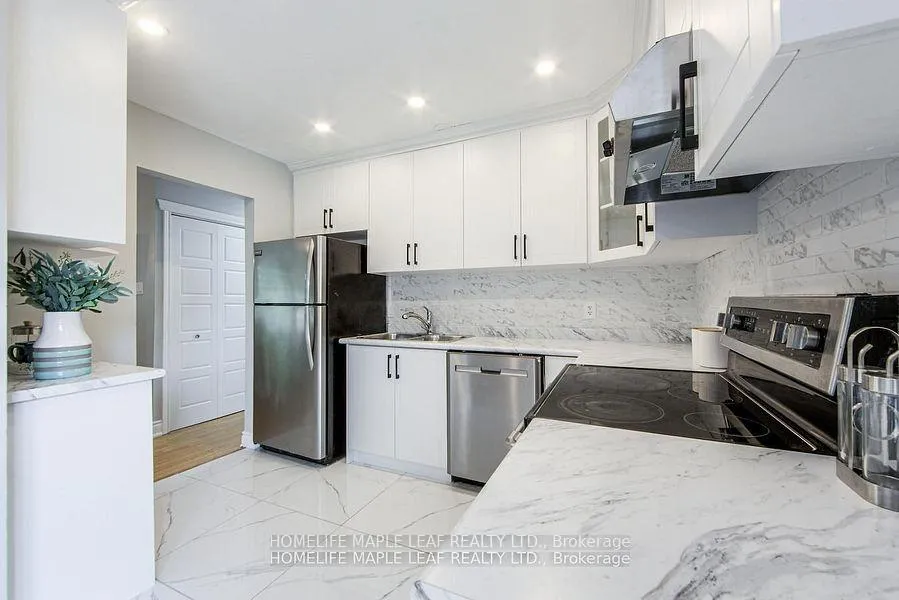 Photo 13 of 689 Macyoung Drive W, Kincardine — HOMEH