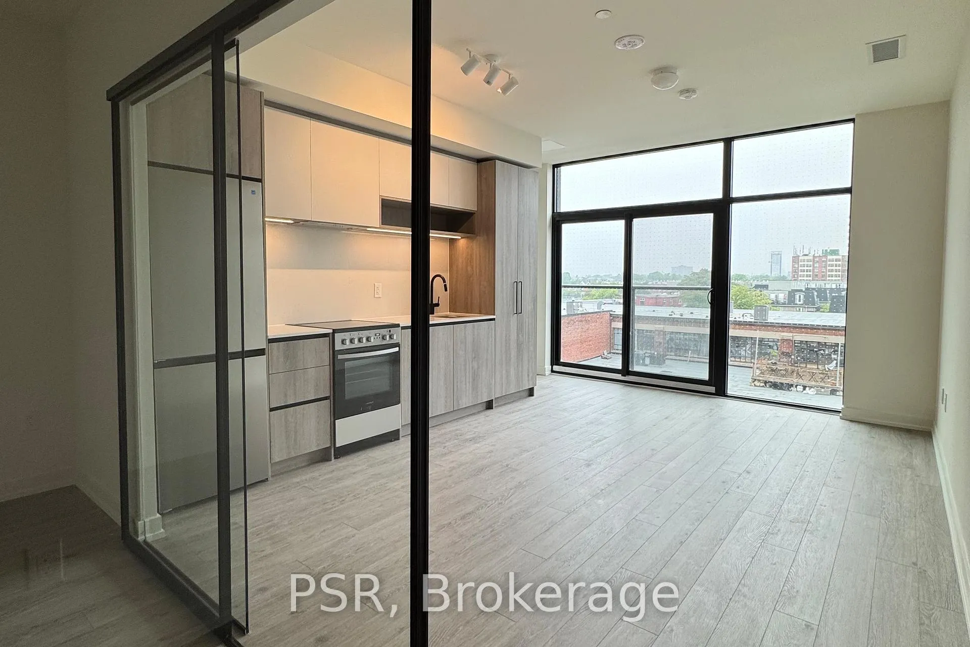 Photo 2 of Unit 512, 181 Sterling Road, Toronto, Dufferin Grove — HOMEH