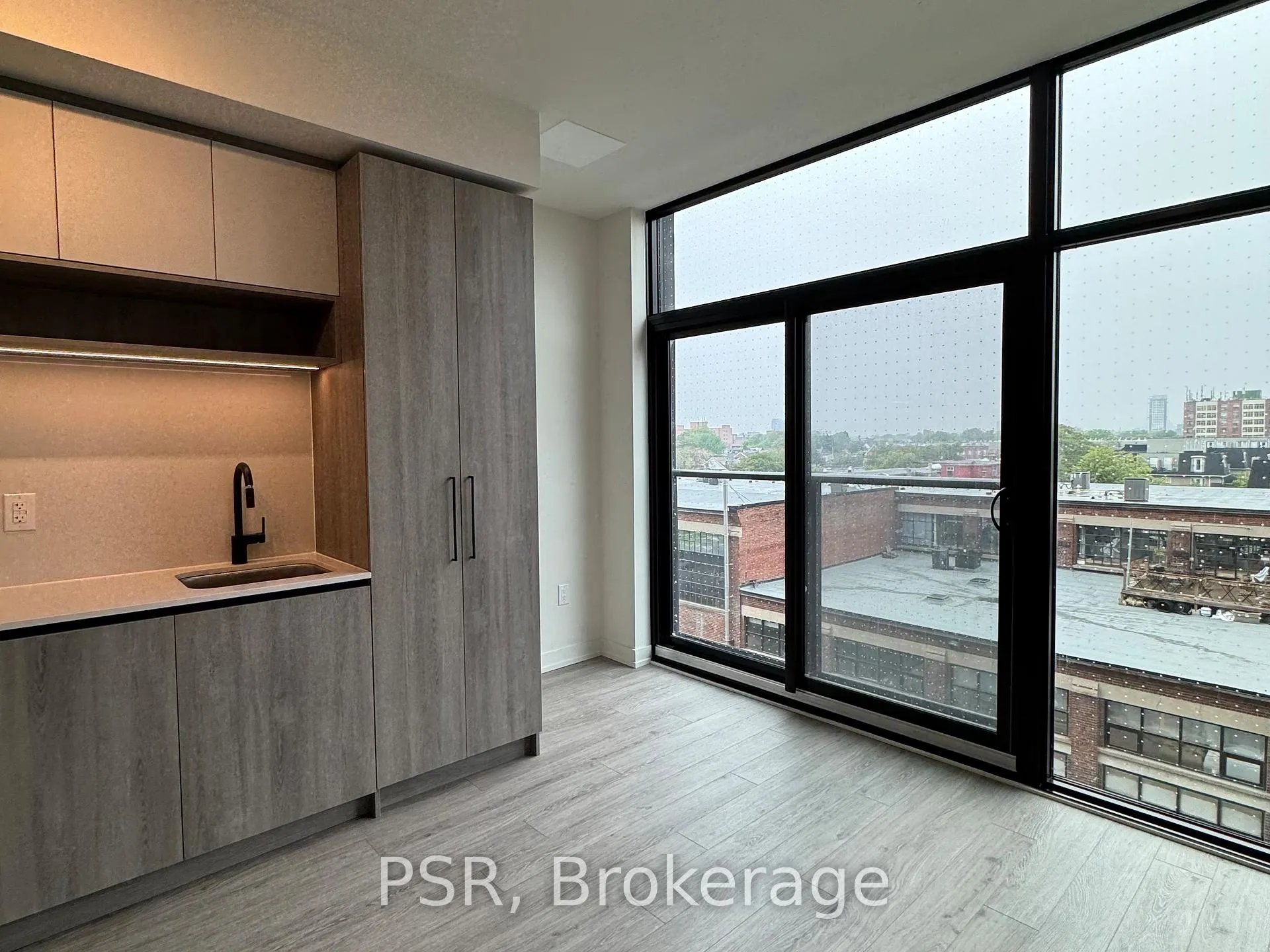 Photo 5 of Unit 512, 181 Sterling Road, Toronto, Dufferin Grove — HOMEH