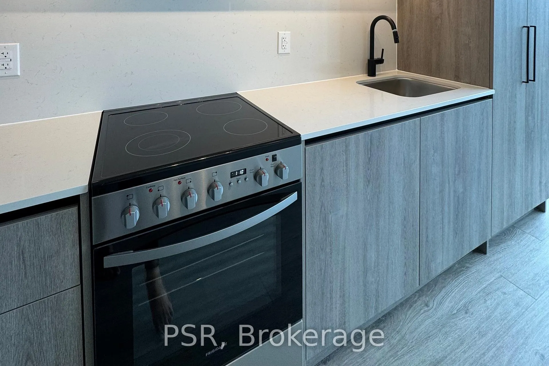 Photo 9 of Unit 512, 181 Sterling Road, Toronto, Dufferin Grove — HOMEH