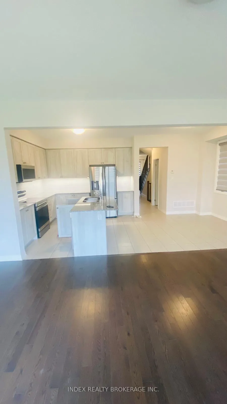 Photo 3 of 249 Rosebury Way, Hamilton, Mount Hope — HOMEH