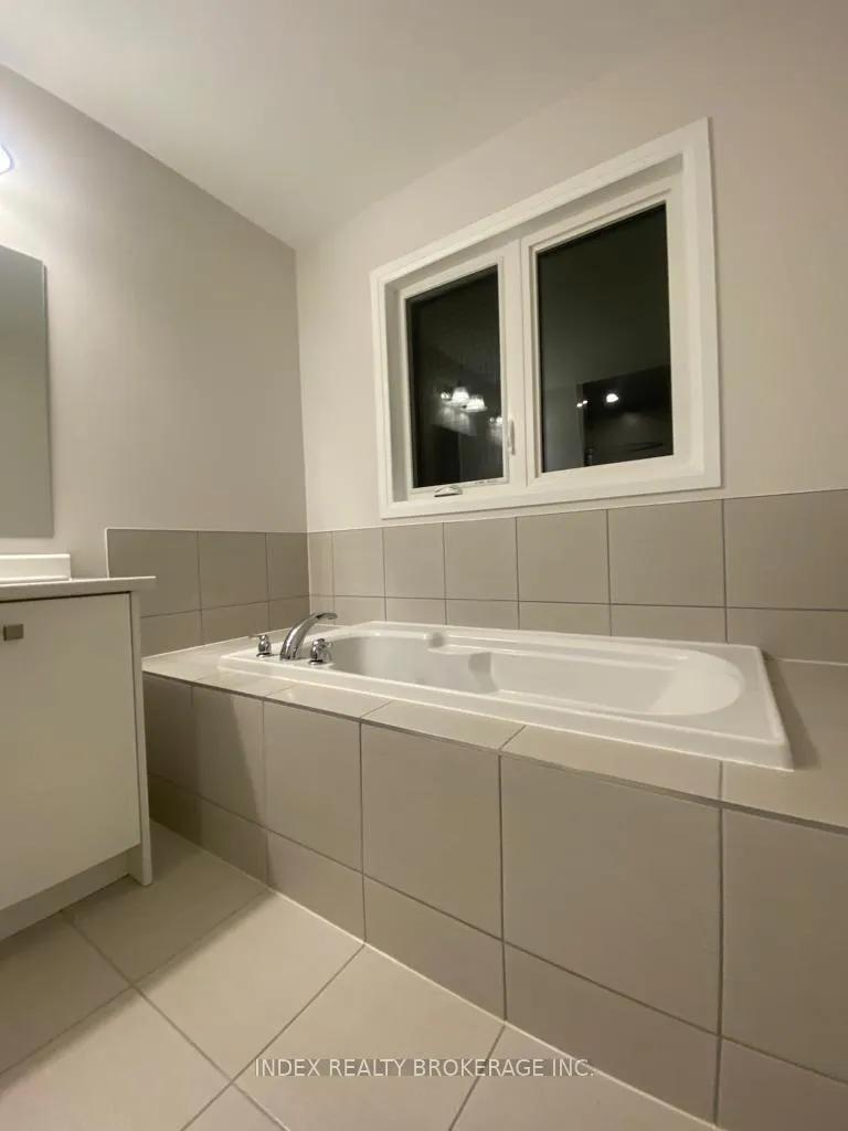 Photo 6 of 249 Rosebury Way, Hamilton, Mount Hope — HOMEH