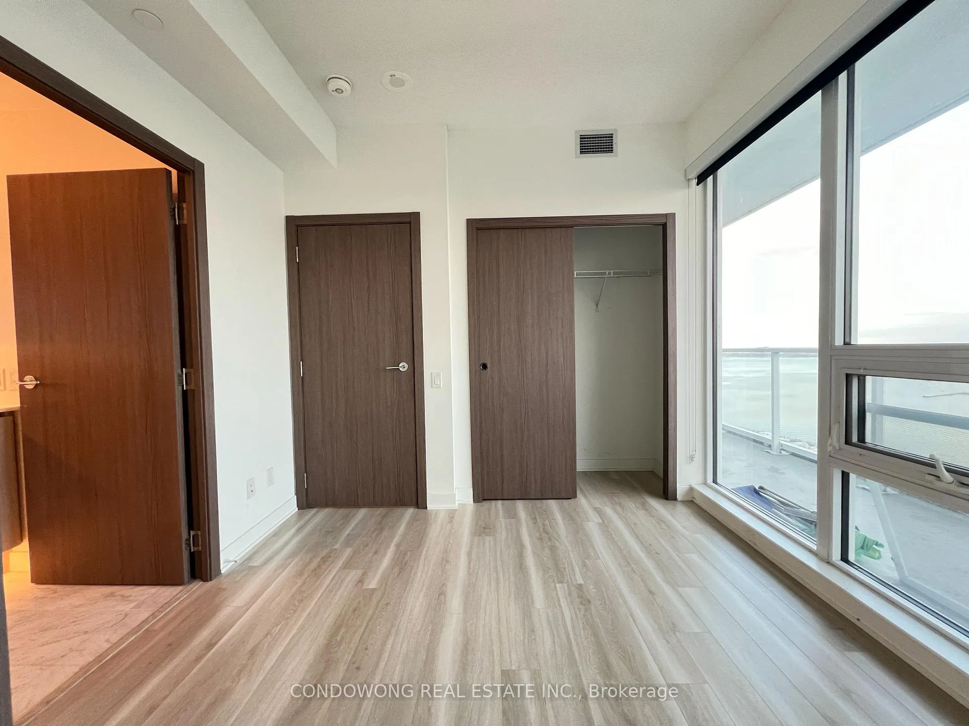 Photo 9 of Unit 3811, 19 Bathurst Street, Toronto, Waterfront Communities — HOMEH