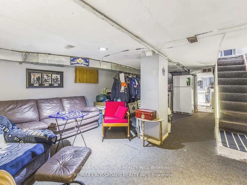 Photo 9 of 22 Ivy Avenue, Toronto, South Riverdale — HOMEH