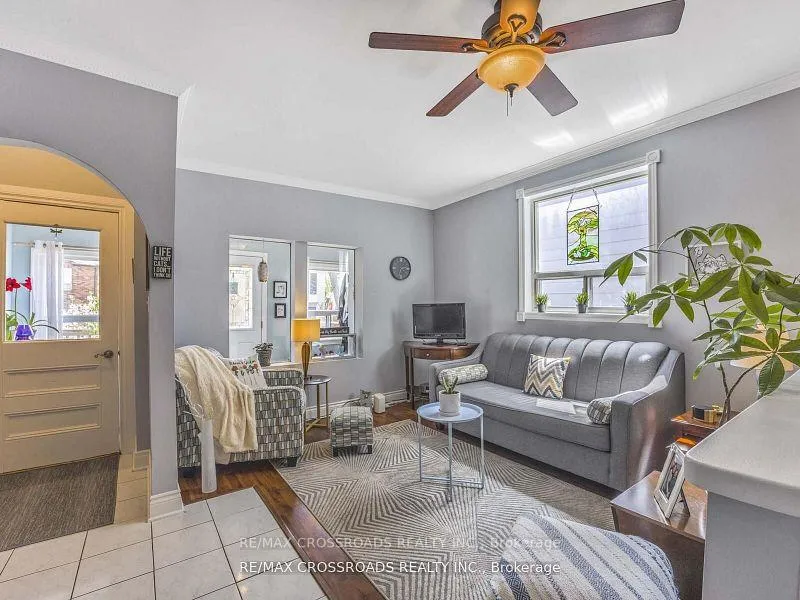 Photo 13 of 22 Ivy Avenue, Toronto, South Riverdale — HOMEH