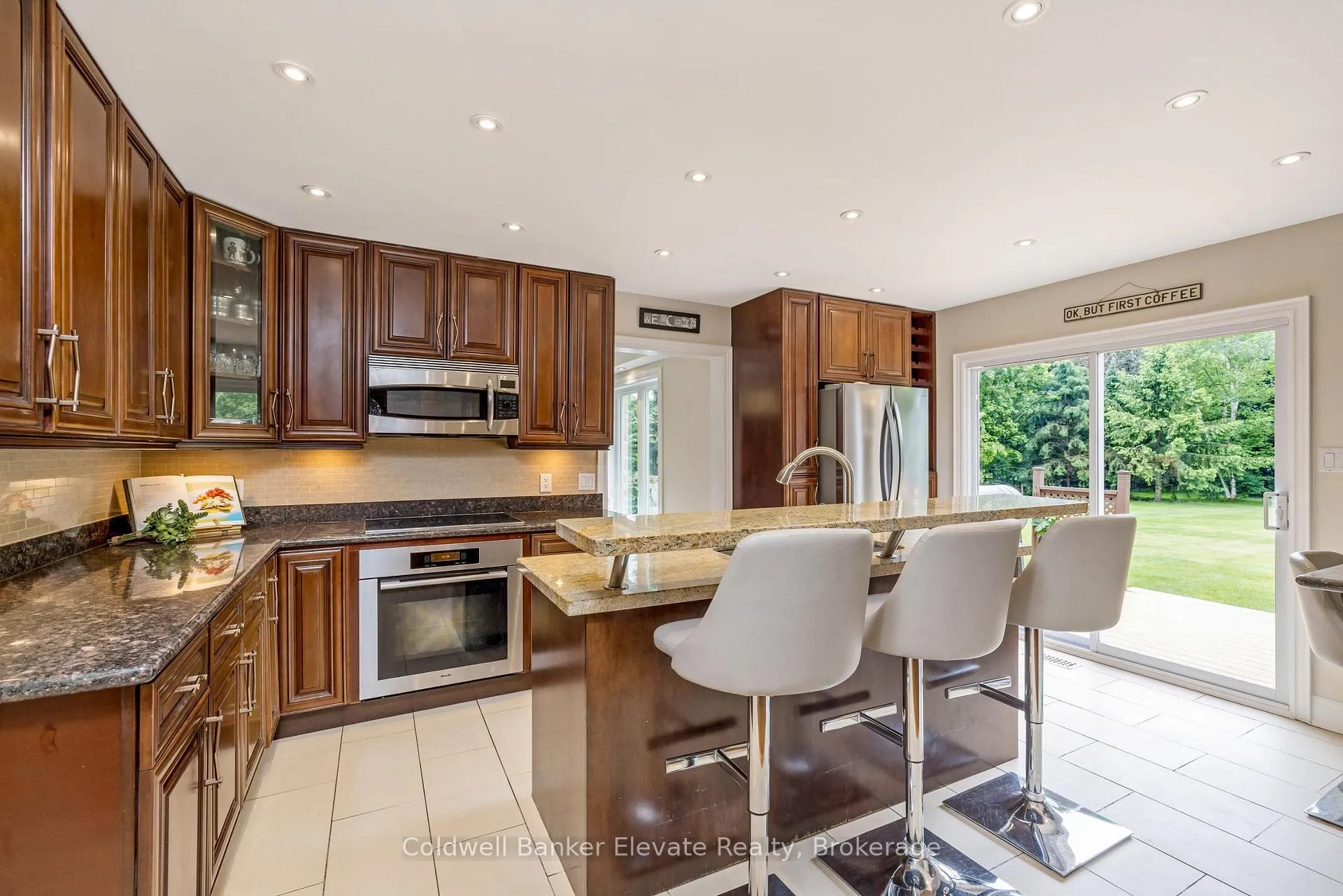 Photo 10 of 4 Southwinds Drive, Halton Hills, Rural Halton Hills — HOMEH