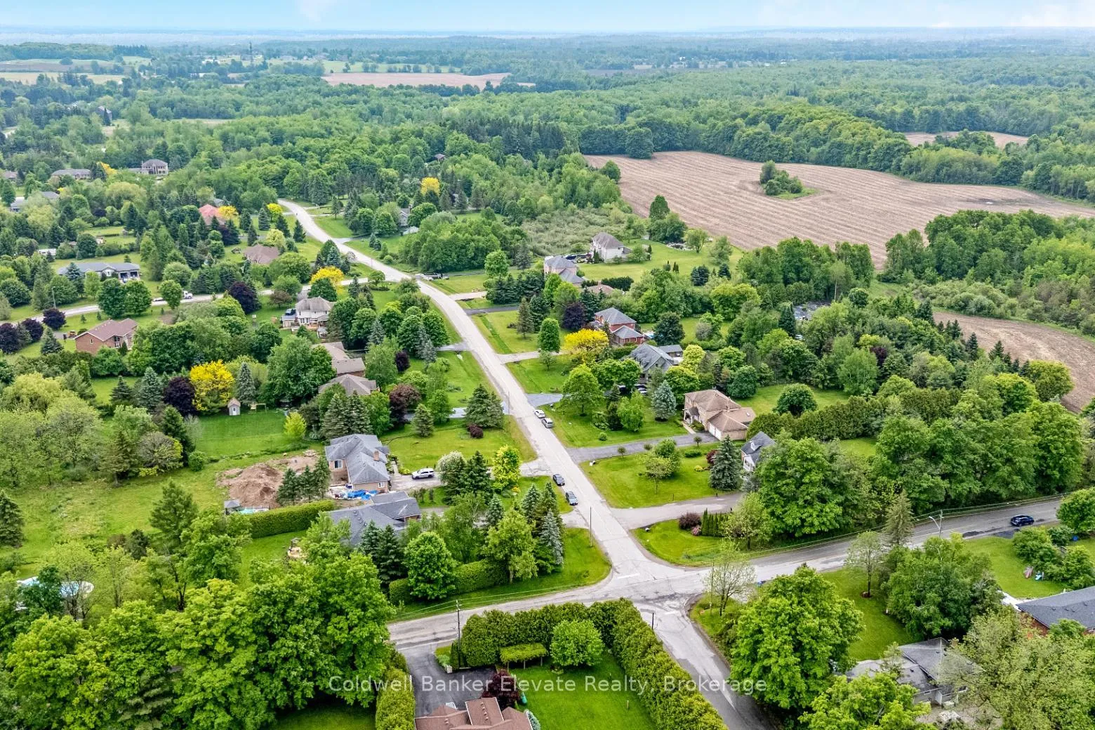 Photo 46 of 4 Southwinds Drive, Halton Hills, Rural Halton Hills — HOMEH