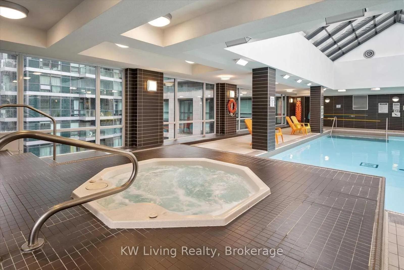 Photo 18 of Unit 1803, 600 Fleet Street, Toronto, Niagara — HOMEH