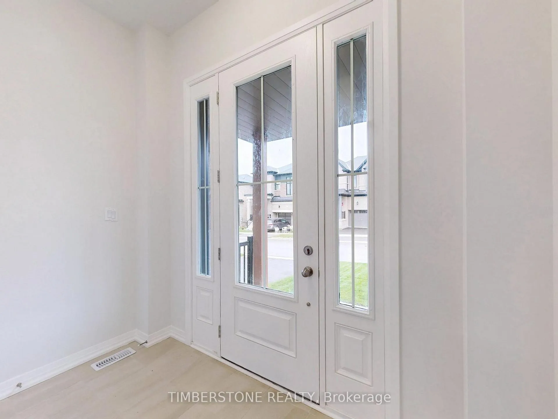 Photo 4 of 1852 Lotus Blossom Road, Pickering, Rural Pickering — HOMEH