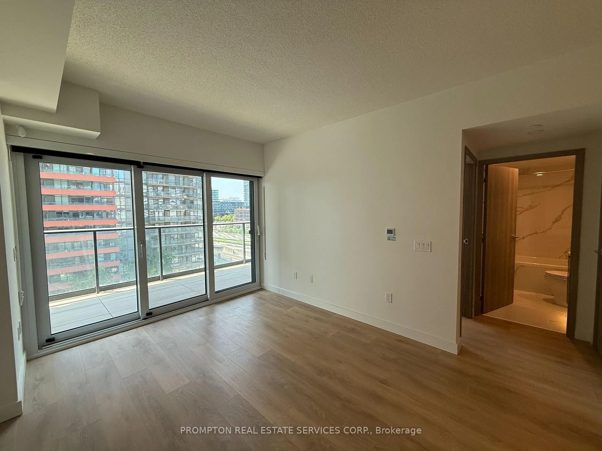 Photo 17 of Unit 729, 3 Concord Cityplace Way, Toronto, Waterfront Communities — HOMEH