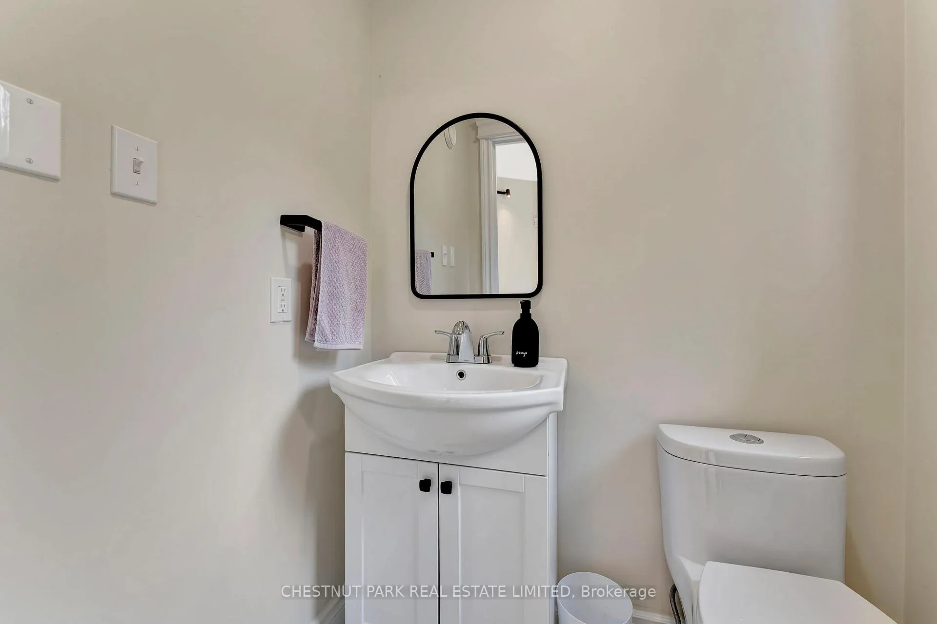 Photo 17 of 6511 Crowsfoot Road, Woolwich — HOMEH