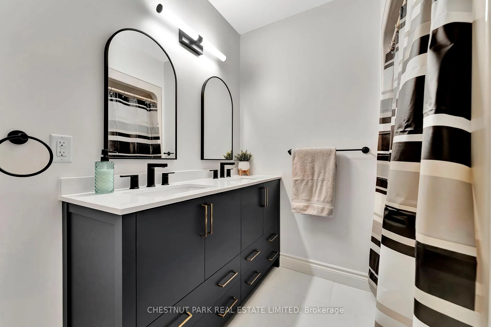 Photo 36 of 6511 Crowsfoot Road, Woolwich — HOMEH